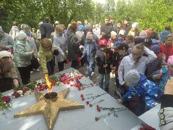В День памяти и скорби в АО "Златмаш" прошел митинг с участием работников и ветеранов предприятия