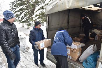 Работники АО «Златмаш» собрали гуманитарную помощь для участников СВО